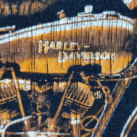 Harley-Davidson shirt women's size M black with graphic design crew neck - Picture 8 of 10